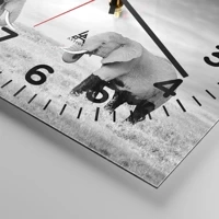 Clock face with numbers