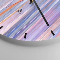 Clock face with lines