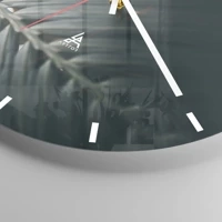 Clock face with lines