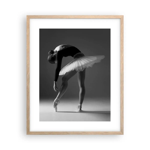 Poster in light oak frame - Belle Ballet Dancer - 40x50 cm