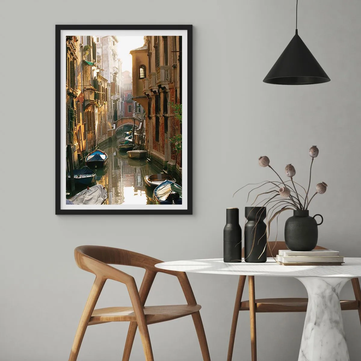 Poster in black frame - In a Venetian Alley - 30x40 cm