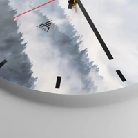 Clock face with lines