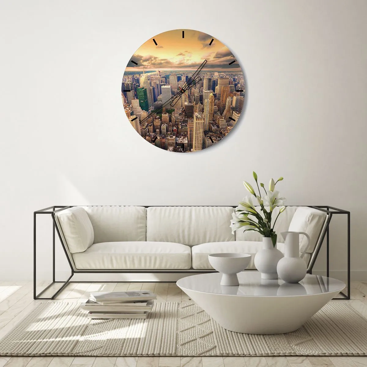 Wall clock - Clock on glass - Panorama of the city at sunset in warm shades - 30x30cm - Metropolis in Gold - Modern wall decoration for the living room, kitchen, and bedroom ARTTOR