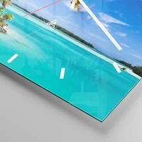 Clock face with lines