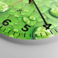 Clock face with numbers