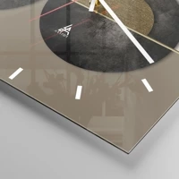 Clock face with lines