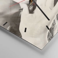 Clock face with lines