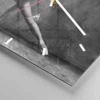 Clock face with lines