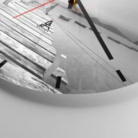 Clock face with lines