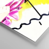 Clock face with lines