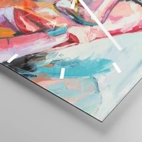 Clock face with lines