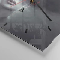 Clock face with lines