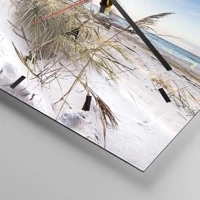 Clock face with lines