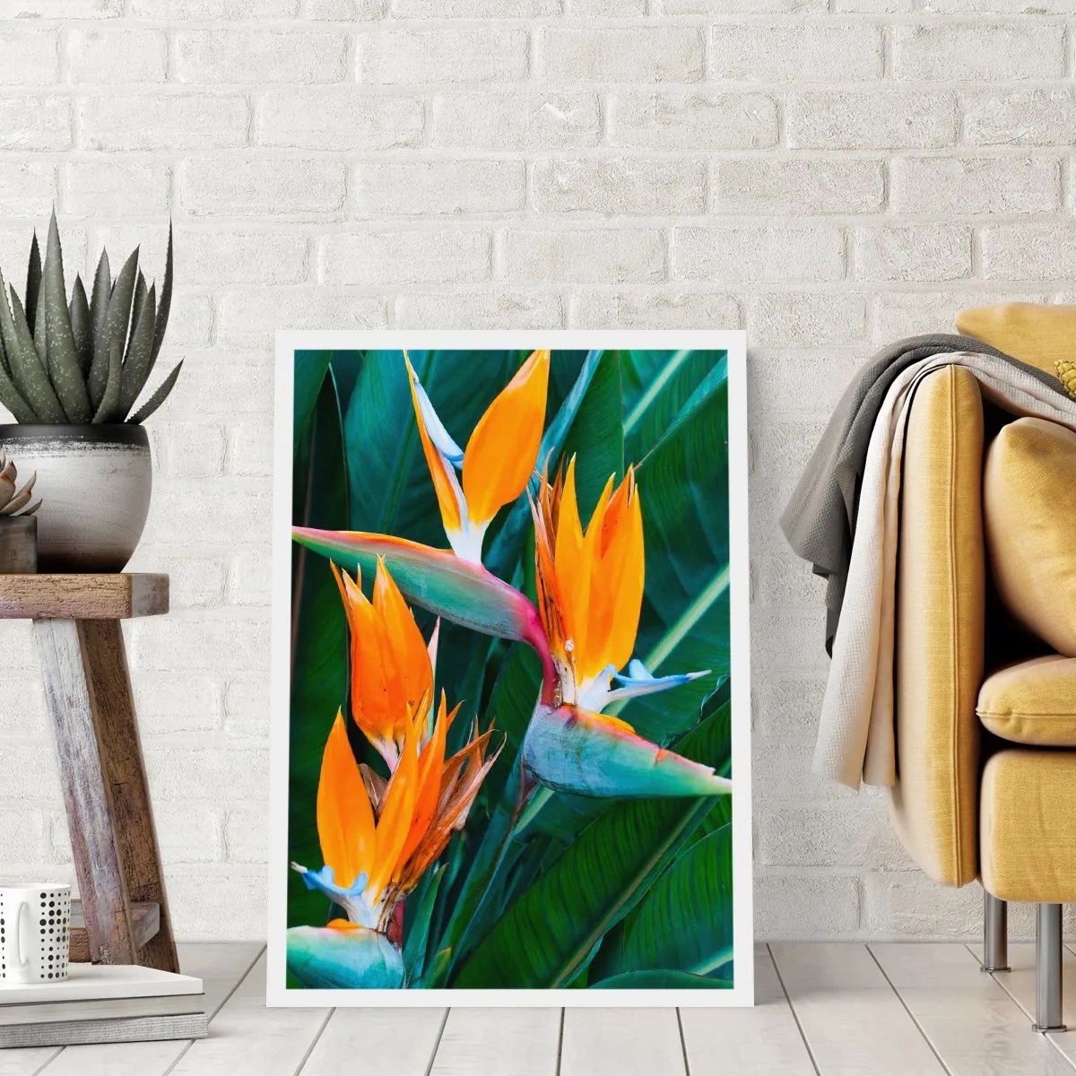 Poster - Is It a Flower or a Bird? - 30x40 cm