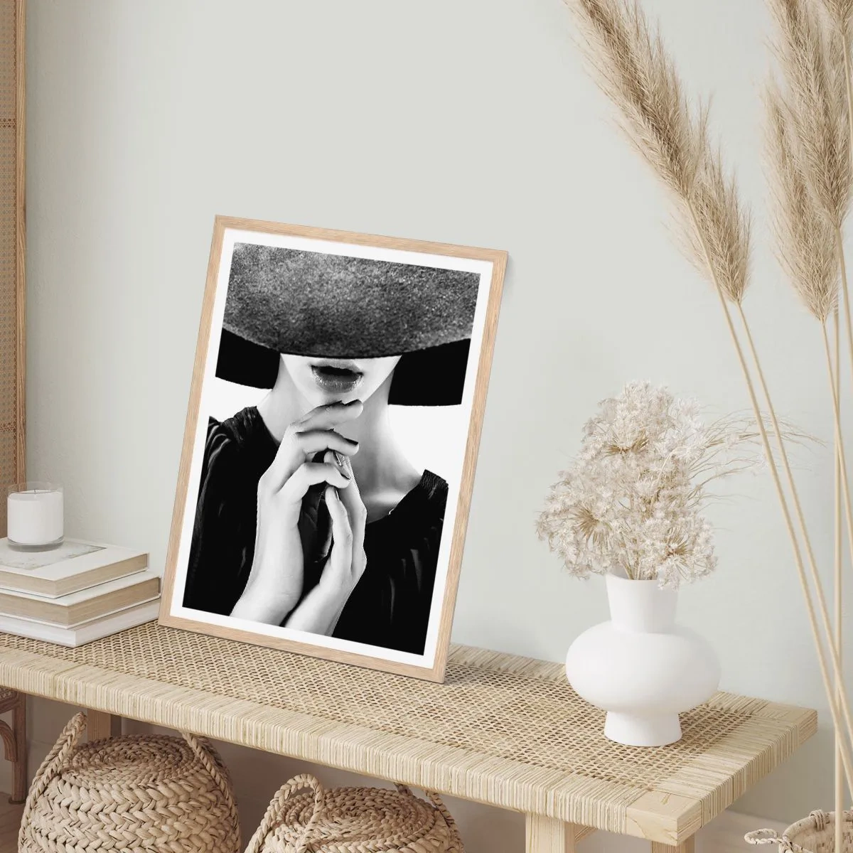 Poster in light oak frame - Hidden Beauty - 40x50 cm