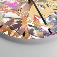 Clock face with lines