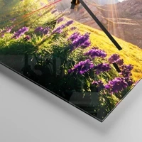 Clock face with lines