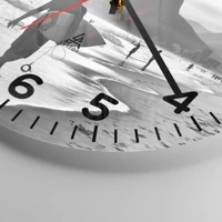 Clock face with numbers