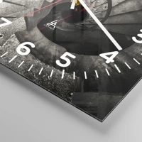 Clock face with numbers