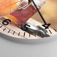 Clock face with numbers