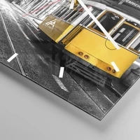 Clock face with lines