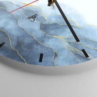 Clock face with lines