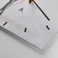 Clock face with lines