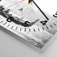 Clock face with numbers