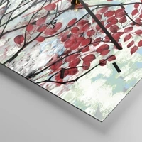 Clock face with lines