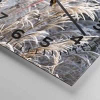 Clock face with numbers