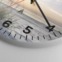 Clock face with numbers