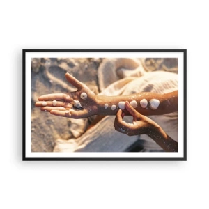 Poster in black frame - Beauty at Hand - 91x61 cm