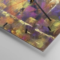 Clock face with lines