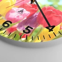 Clock face with numbers