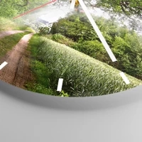 Clock face with lines