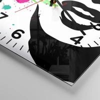 Clock face with numbers