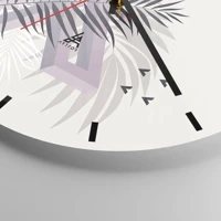 Clock face with lines