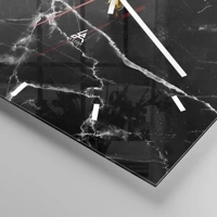 Clock face with lines