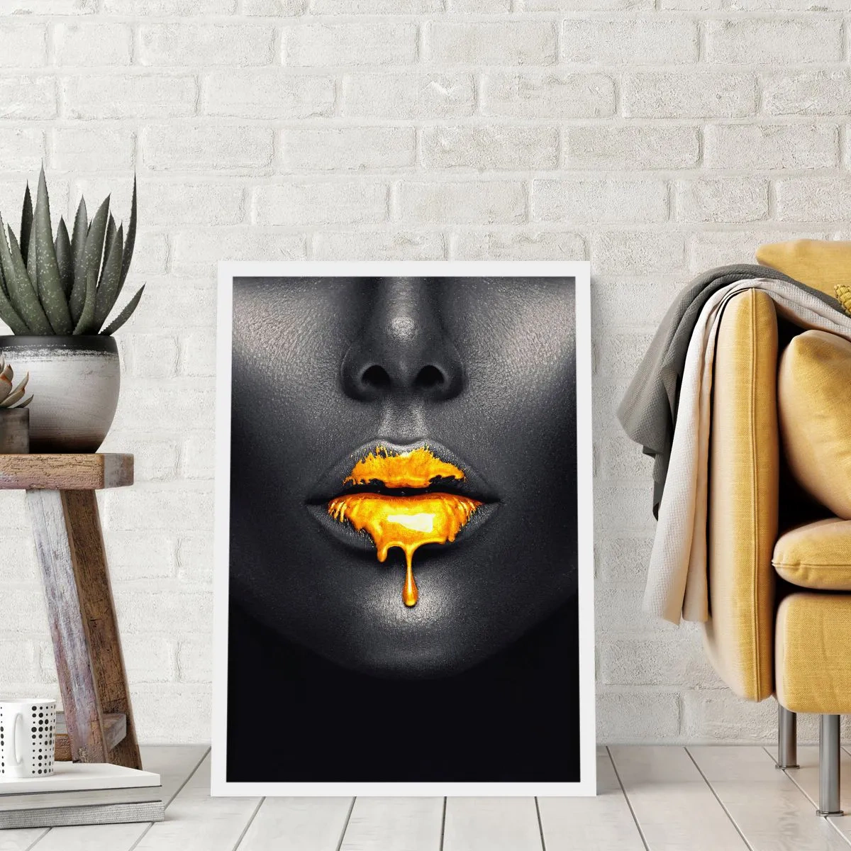 Poster - Golden Lips - 61x91 cm