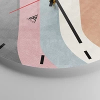 Clock face with lines