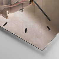 Clock face with lines