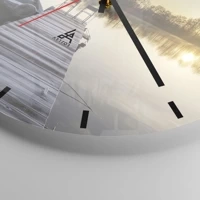 Clock face with lines