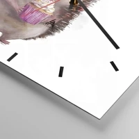 Clock face with lines