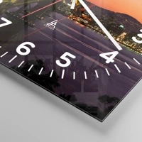 Clock face with numbers