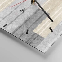 Clock face with lines