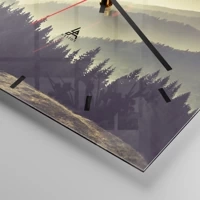 Clock face with lines