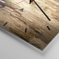 Clock face with lines