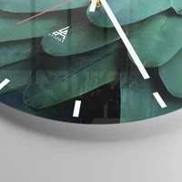 Clock face with lines