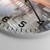 Clock face with numbers