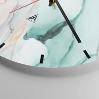 Clock face with lines